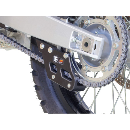 Rear view of the black chain guide in UHMW plastic for Suzuki DR-Z4S