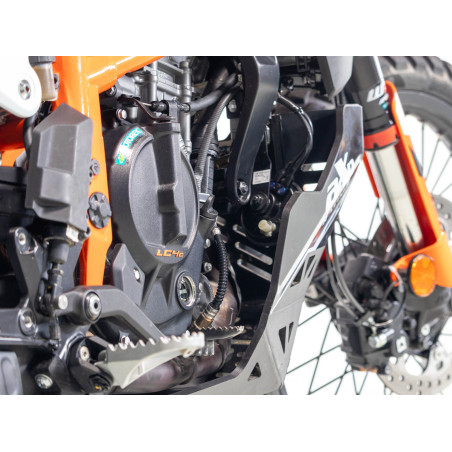 Black skid plate Adventure made of 8mm HDPE plastic for the KTM 125 Enduro R / SMC R